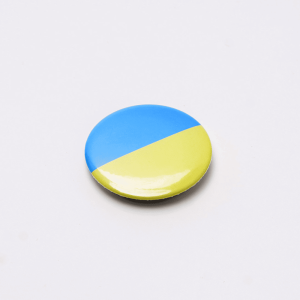 Pin with the Ukrainian flag